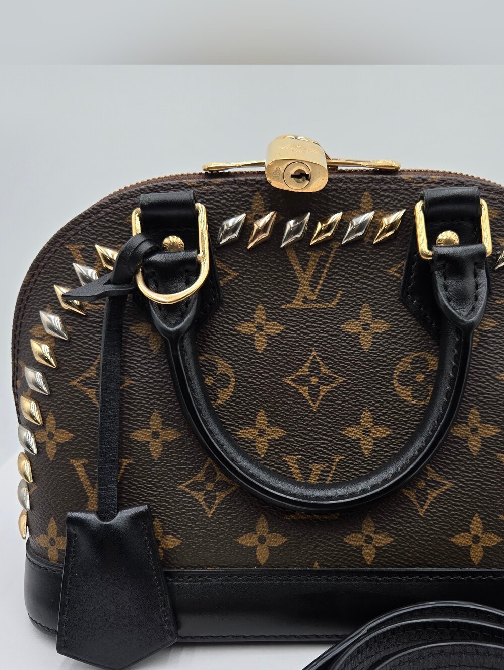 Louis Vuitton Limited Edition Monogram Macassar Canvas Studded Alma - COA incl - Picture 3 of 14